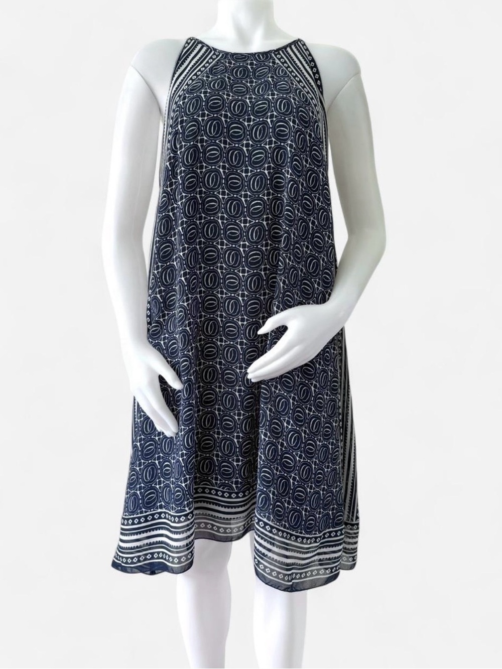 Max Edition Navy blue white geometric print chiffon high neck flowy short dress